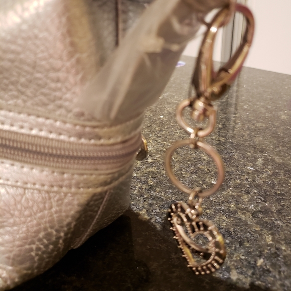 Handbag - Picture 7 of 13